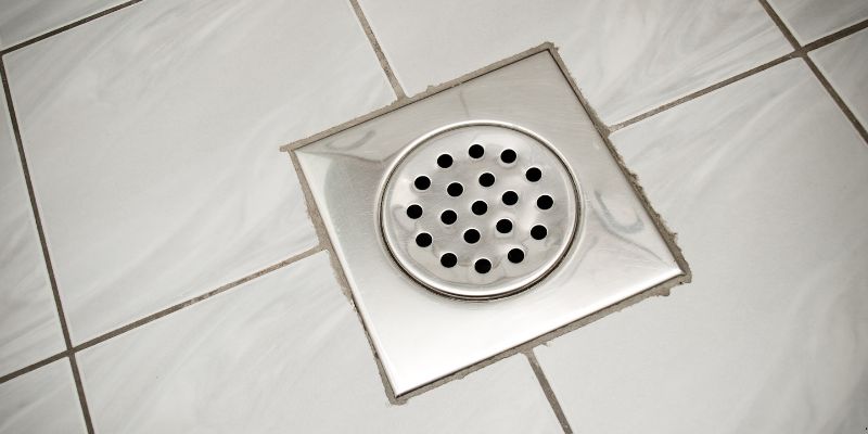 O Que é Bom para Desentupir Ralo de Banheiro em Goiânia: 5 Métodos Práticos